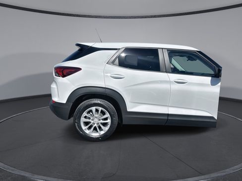 New 2026 Chevrolet TrailBlazer LS w/ LS Convenience Package FWD image 8
