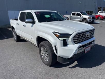 Used 2024 Toyota Tacoma Limited w/ Limited Package (LT)