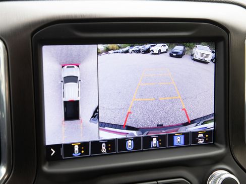 Used 2023 GMC Sierra 2500 AT4 w/ AT4 Preferred Package image 32