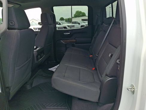 Used 2020 Chevrolet Silverado 1500 LT Trail Boss AWD/4WD image 10