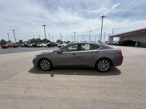 Used 2019 Acura TLX FWD image 15