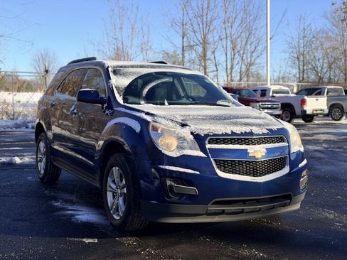 Used 2010 Chevrolet Equinox LT w/ Vehicle Interface Package image 2