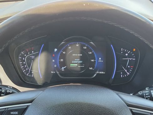 Used 2020 Hyundai Santa Fe Limited AWD/4WD image 23