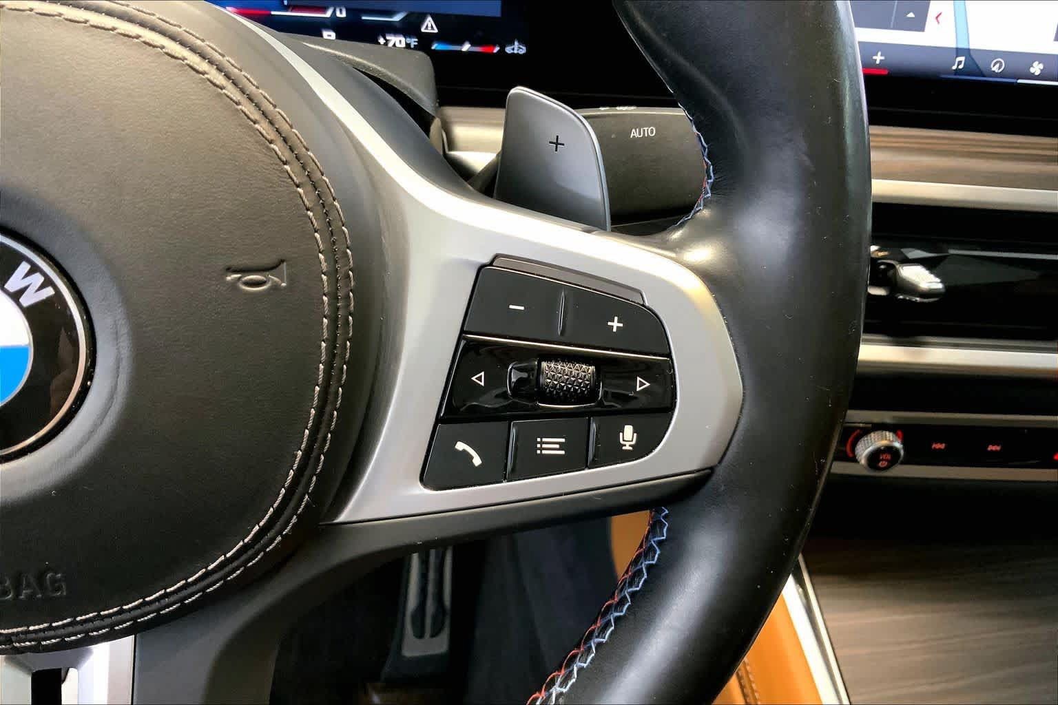 Used 2024 BMW X6 M60i w/ Dynamic Handling Package AWD/4WD image 24
