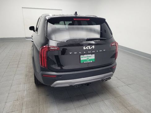 Used 2022 Kia Telluride SX w/ Towing Package FWD image 6