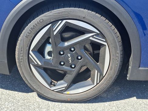 New 2025 Kia K4 EX image 5