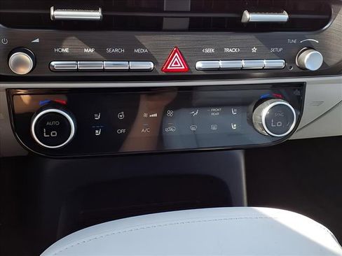 Used 2026 Hyundai Palisade Calligraphy image 18