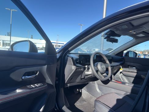 New 2026 Nissan Kicks SR image 11