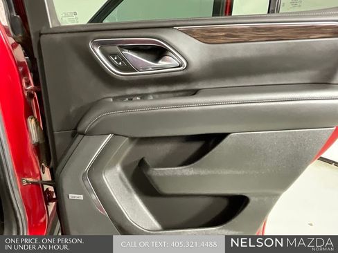 Used 2021 Chevrolet Tahoe Z71 w/ Rear Media and Nav Package image 18