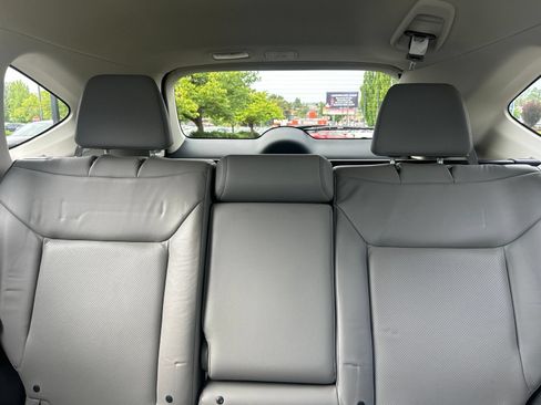 Used 2016 Honda CR-V Touring image 9