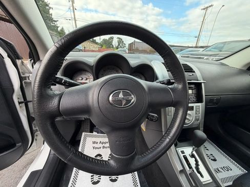 Used 2005 Scion tC FWD image 17