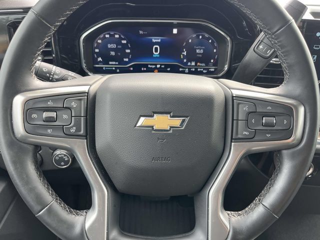 Used 2023 Chevrolet Silverado 1500 LT AWD/4WD image 19