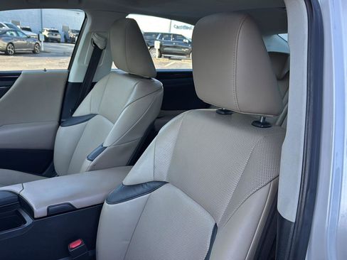 Used 2019 Lexus ES 350 image 27