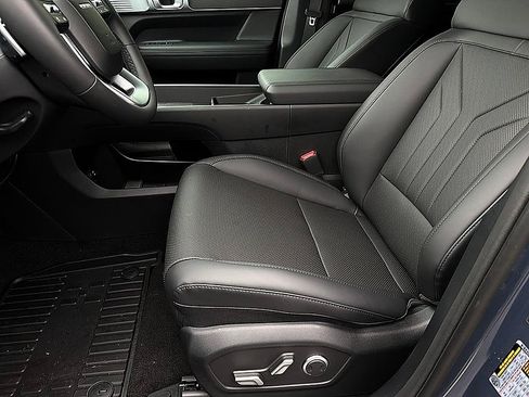 New 2026 Hyundai Santa Fe SEL FWD image 8