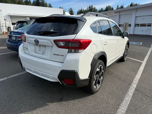 Used 2023 Subaru Crosstrek 2.5i Limited AWD/4WD image 3