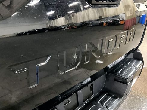 Used 2023 Toyota Tundra Platinum AWD/4WD image 31
