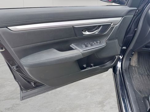 Used 2020 Honda CR-V LX image 17