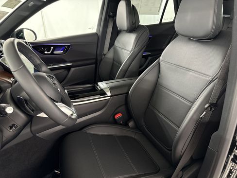 Certified 2026 Mercedes-Benz GLC 300 image 22