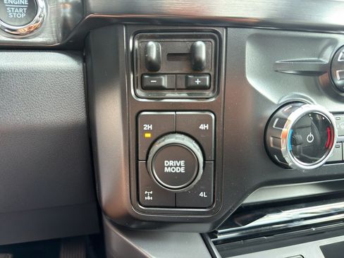 New 2026 Ford F350 Lariat w/ Black Appearance Package AWD/4WD image 37