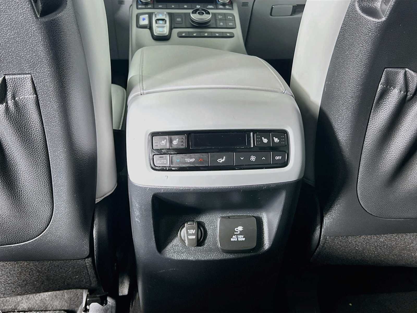 Used 2025 Hyundai Palisade SEL AWD/4WD image 27