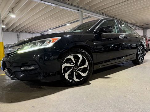 Used 2016 Honda Accord EX-L image 2