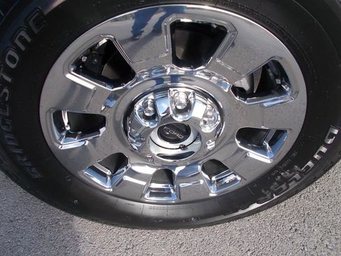 Used 2025 Ford F350 King Ranch w/ Chrome Package image 18