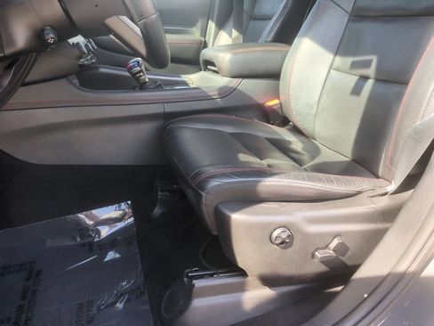 Used 2024 Dodge Durango GT AWD/4WD image 14