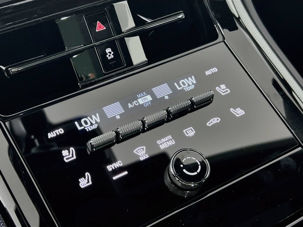 New 2026 Porsche Panamera 4 AWD/4WD image 18