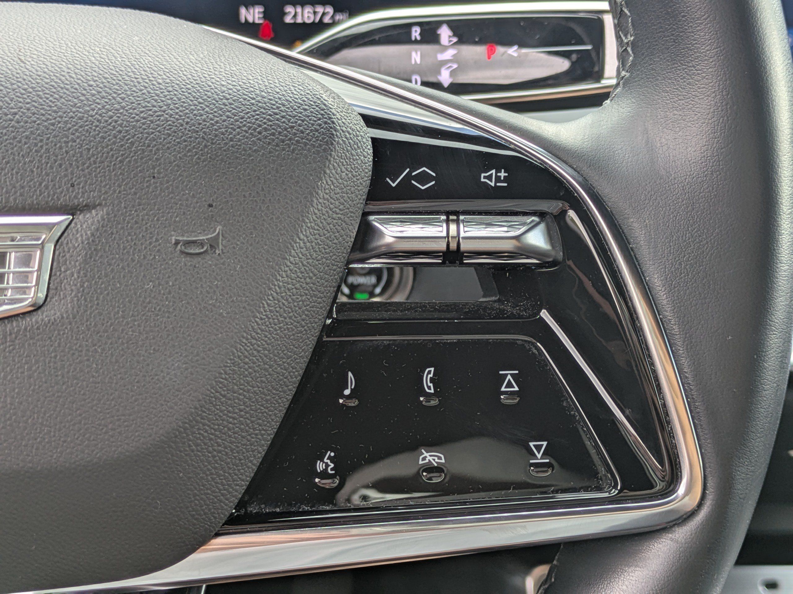 Used 2024 Cadillac Lyriq Luxury RWD image 22