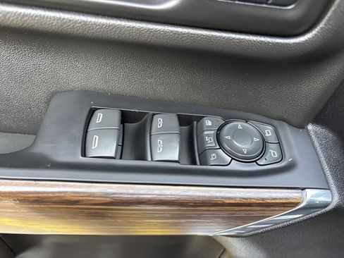 Used 2023 Chevrolet Silverado 2500 High Country w/ Z71 Off-Road Package image 29