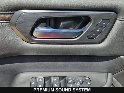 New 2026 Nissan Armada SL w/ Captain's Chari Seat Package AWD/4WD image 15