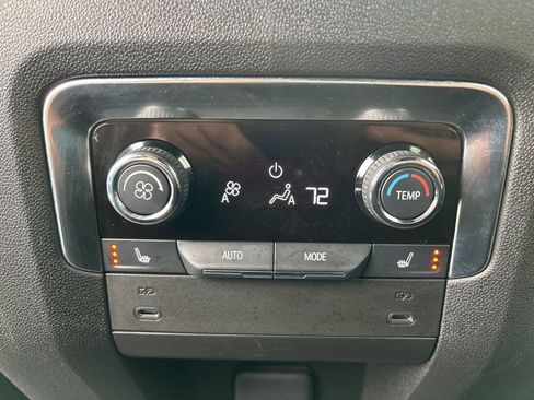 Used 2025 Chevrolet Suburban RST w/ Comfort Package image 44