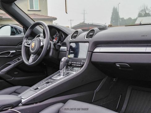 Used 2025 Porsche 718 Boxster image 33