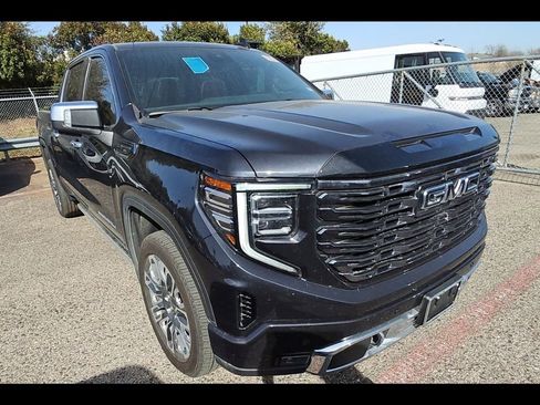 Used 2025 GMC Sierra 1500 Denali Ultimate image 5