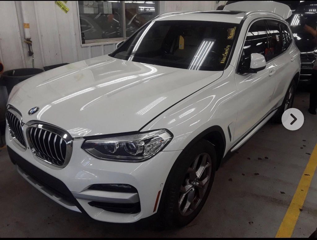 Used 2021 BMW X3 xDrive30i w/ Premium Package AWD/4WD image 3