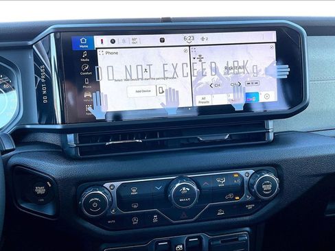 New 2026 Jeep Gladiator Sport image 37