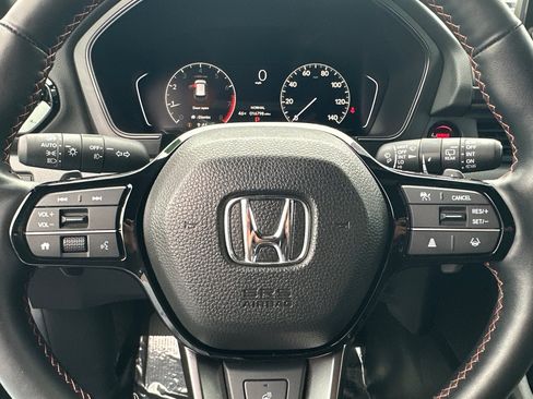 Certified 2025 Honda Pilot TrailSport image 24