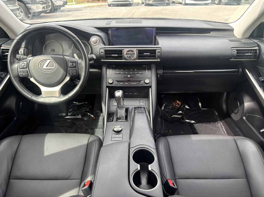 Used 2017 Lexus IS 200t w/ Navigation System Package RWD image 17