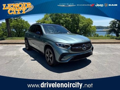 Used 2025 Mercedes-Benz GLC 350e 4MATIC image 1