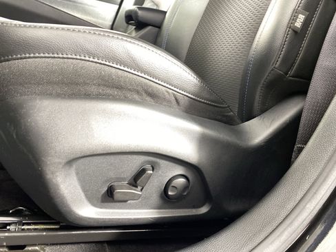 Used 2022 Jeep Compass Latitude w/ Convenience Group image 18