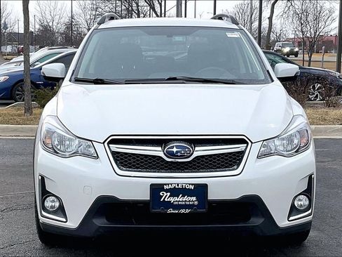 Used 2017 Subaru Crosstrek 2.0i Limited w/ Popular Package #2 image 2