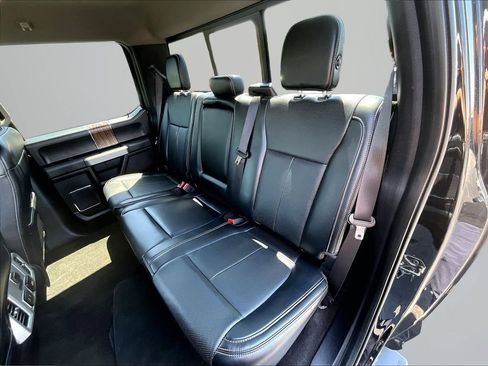Used 2018 Ford F150 Lariat w/ Equipment Group 502A Luxury AWD/4WD image 27