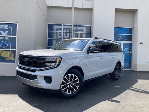 Certified 2025 Ford Expedition Max Platinum AWD/4WD image 2