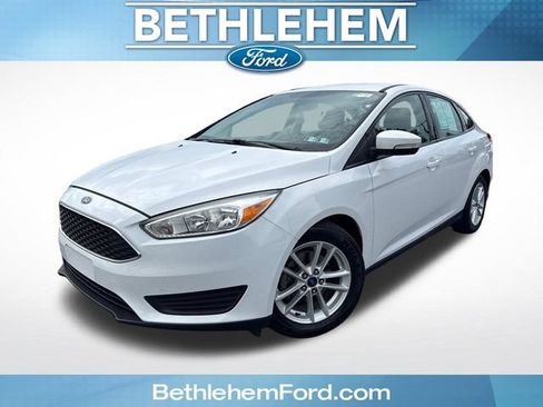 Used 2017 Ford Focus SE w/ Interior Protection Package FWD image 1