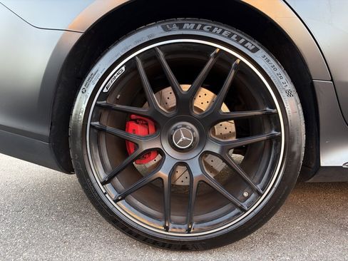 Used 2021 Mercedes-Benz AMG GT 43 w/ Driver Assistance Package image 15