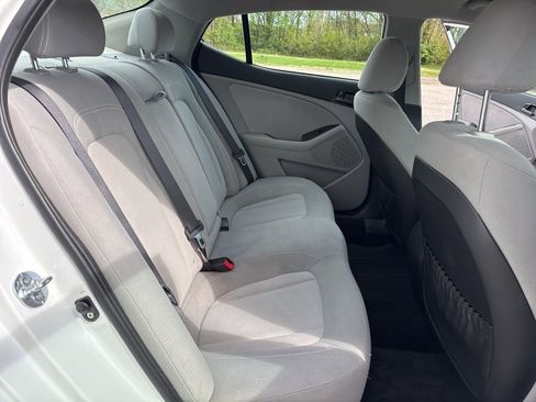 Used 2011 Kia Optima LX w/ Convenience Pkg FWD image 28