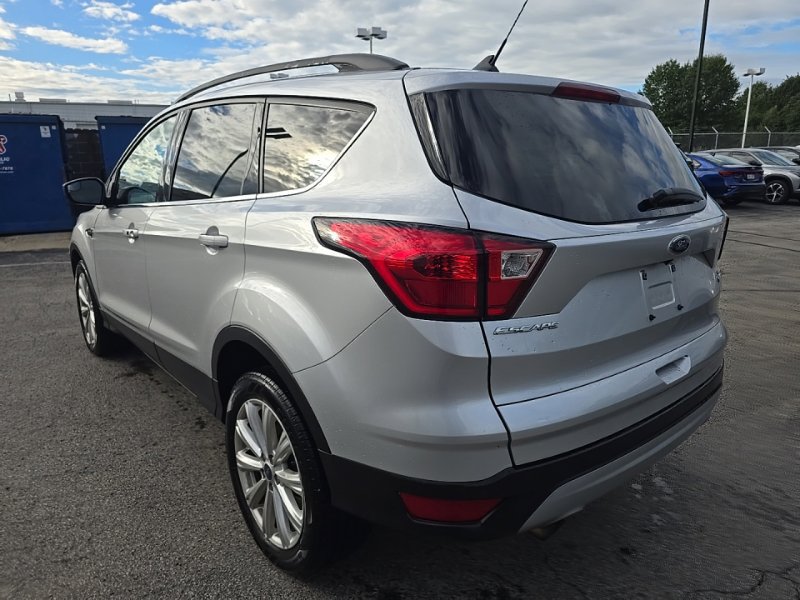 Used 2019 Ford Escape SEL AWD/4WD image 2