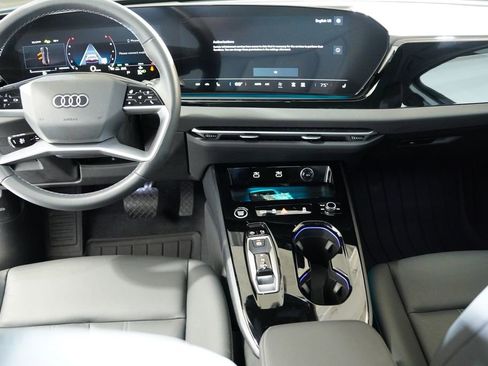 Used 2025 Audi A5 2.0T Premium w/ Convenience Package image 11