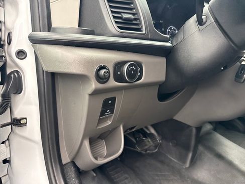 Used 2024 Ford Transit 250 Low Roof w/ Exterior Upgrade Package image 28