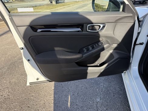 New 2026 Honda Civic Sport image 17